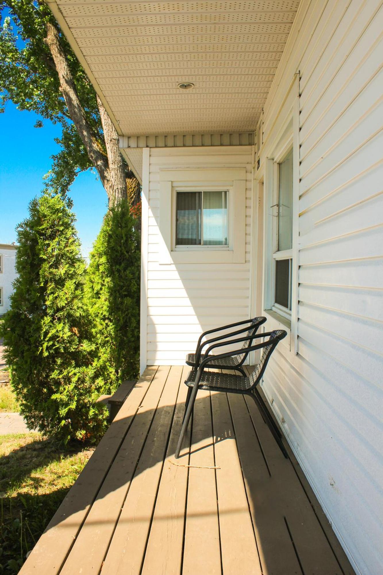 Auberge Le Parasol Chicoutimi エクステリア 写真